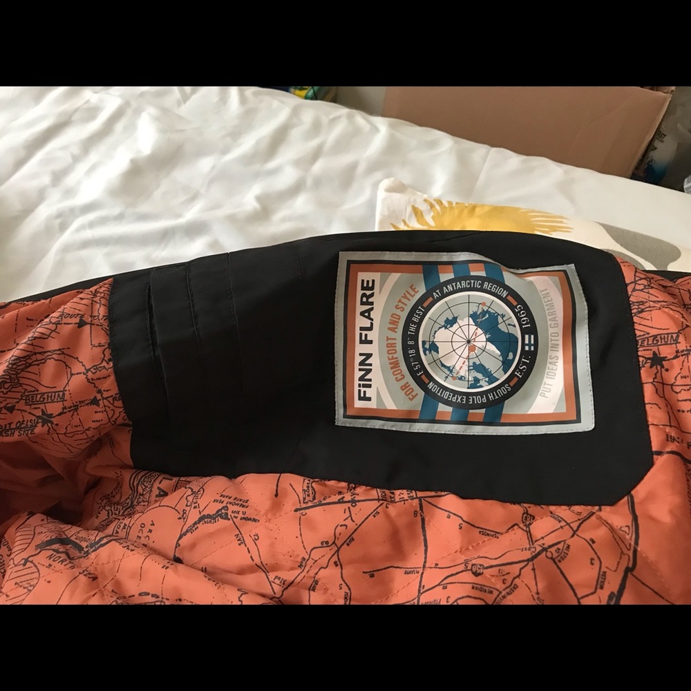 Puffer jacket - Picture 5 of 8